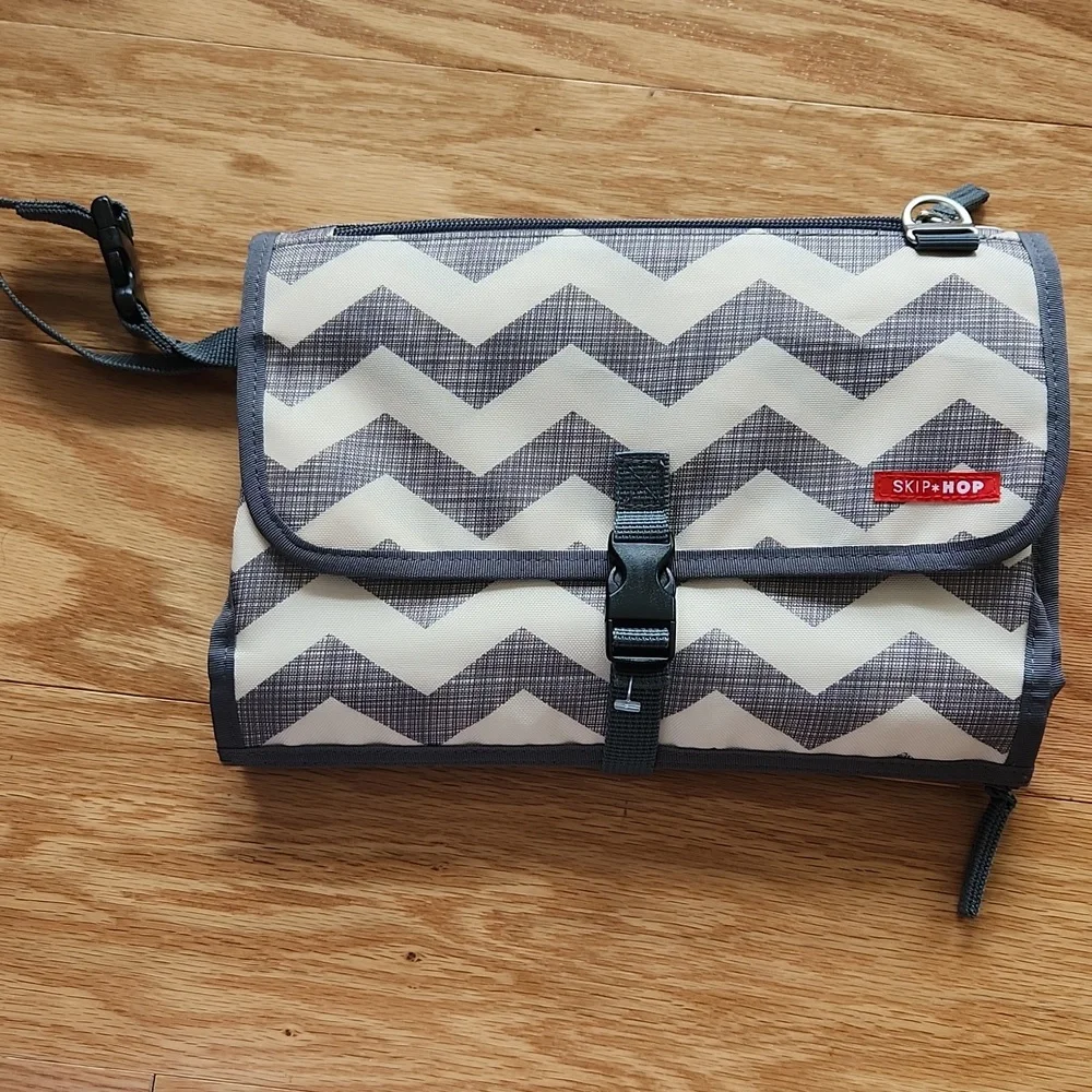 Skip Hop Portable Changing Pad